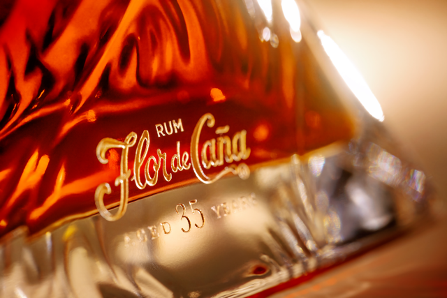 Flor de Caña 35 Años